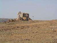 055-opusteny dum.jpg